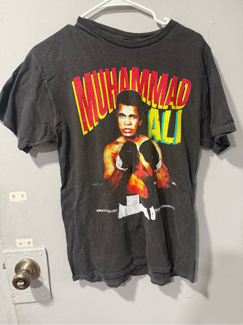 Urban outfitters Muhammad Ali graphic tee M